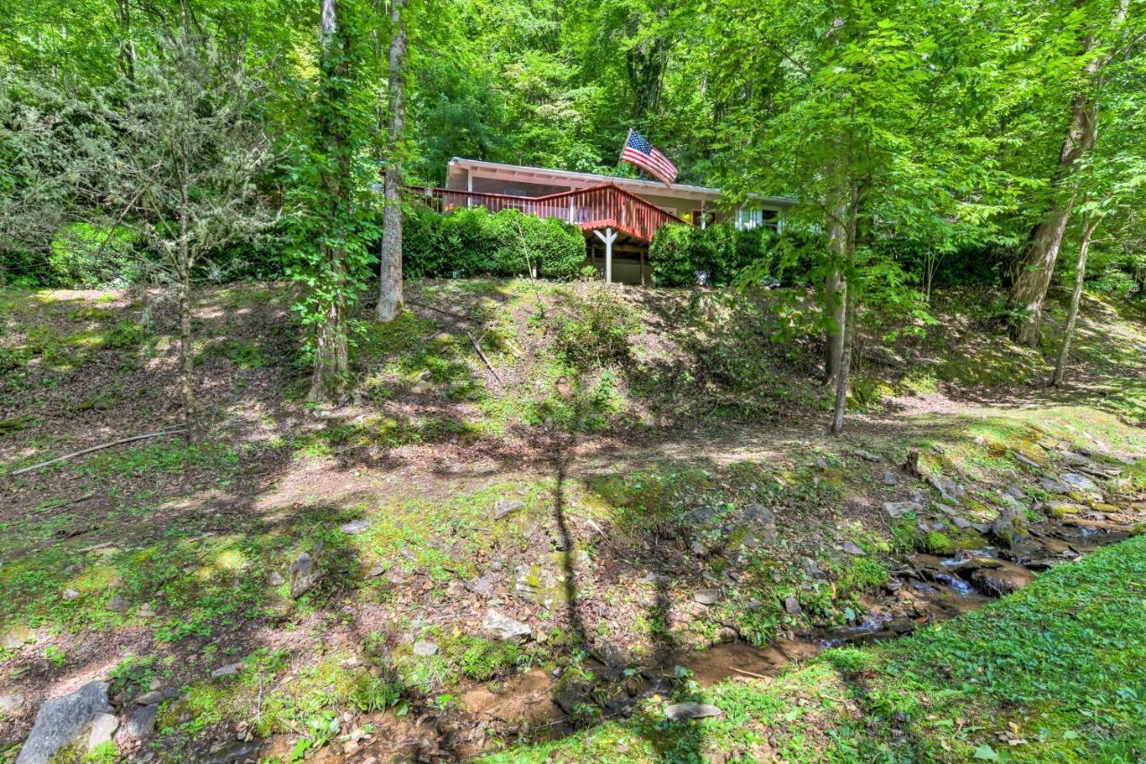 Tranquil Creekside Cottage With Deck And Lanai Franklin Eksteriør billede